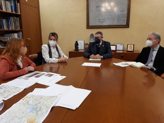 Urrea ha mantenido una reunión de trabajo con la Alcaldesa de Campos del Río