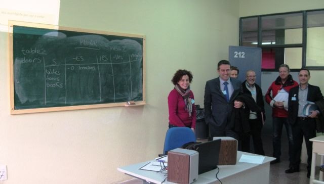 Educación forma a 215 internos del centro penitenciario de Campos del Río para que completen sus estudios