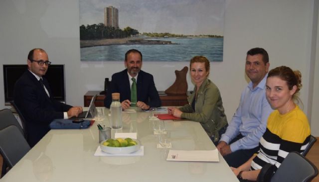 La alcaldesa valora positivamente la próxima puesta en marcha del Plan de Dinamización Industrial en la comarca del Río Mula