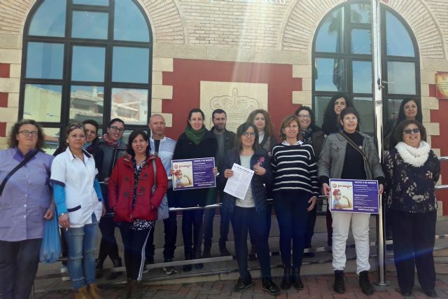 Los trabajadores del Ayuntamiento de Campos del Río se suman a la huelga del 8 M con un paro de 2 horas