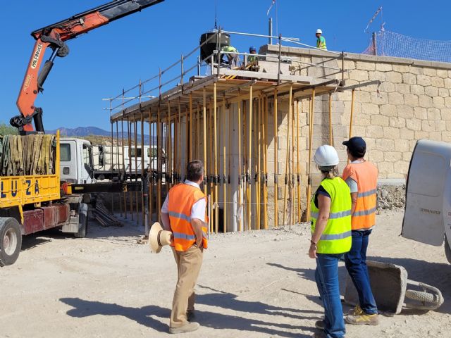 La Comunidad ejecuta el tablero del nuevo puente de la carretera regional que une Campos del Río y Alguazas
