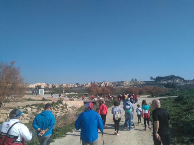 Buen ambiente en la marcha solidaria organizada por D´Genes en Campos del Río