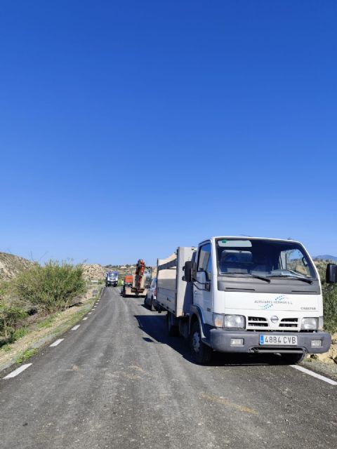 Mejoran la carretera que une Campos del Río con la pedanía de Los Rodeos