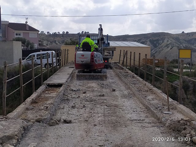 El Ayuntamiento inicia las obras de reparación del puente de Los Rodeos sobre la Vía Verde