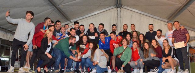 La peña ‘El Desmadre’ campeones del Campos Joven 2018